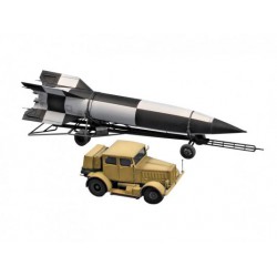 Revell bouwdoos 1/72 - SS-100 Gigant with Transporter & V2